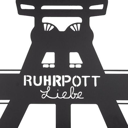 Ruhrpottbude - Private Ferienwohnung Im Herzen Des Ruhrgebiets Bochum Esterno foto