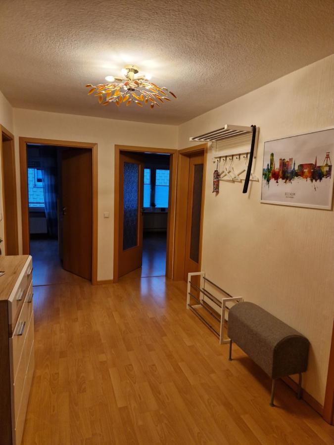 Ruhrpottbude - Private Ferienwohnung Im Herzen Des Ruhrgebiets Bochum Esterno foto